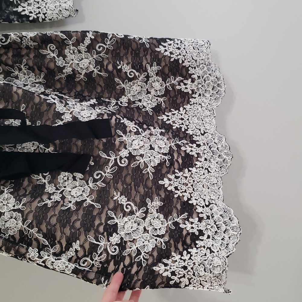 ANTONIO MELANI NWT Holly Floral Lace Dress 14 Black White Long Sleeves Classic - Picture 6 of 16